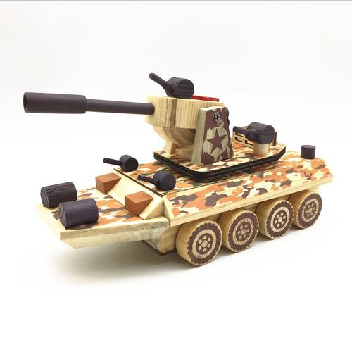 工厂直销新款迷彩装甲车木质仿真军事摆件桌面装饰儿童玩具礼物